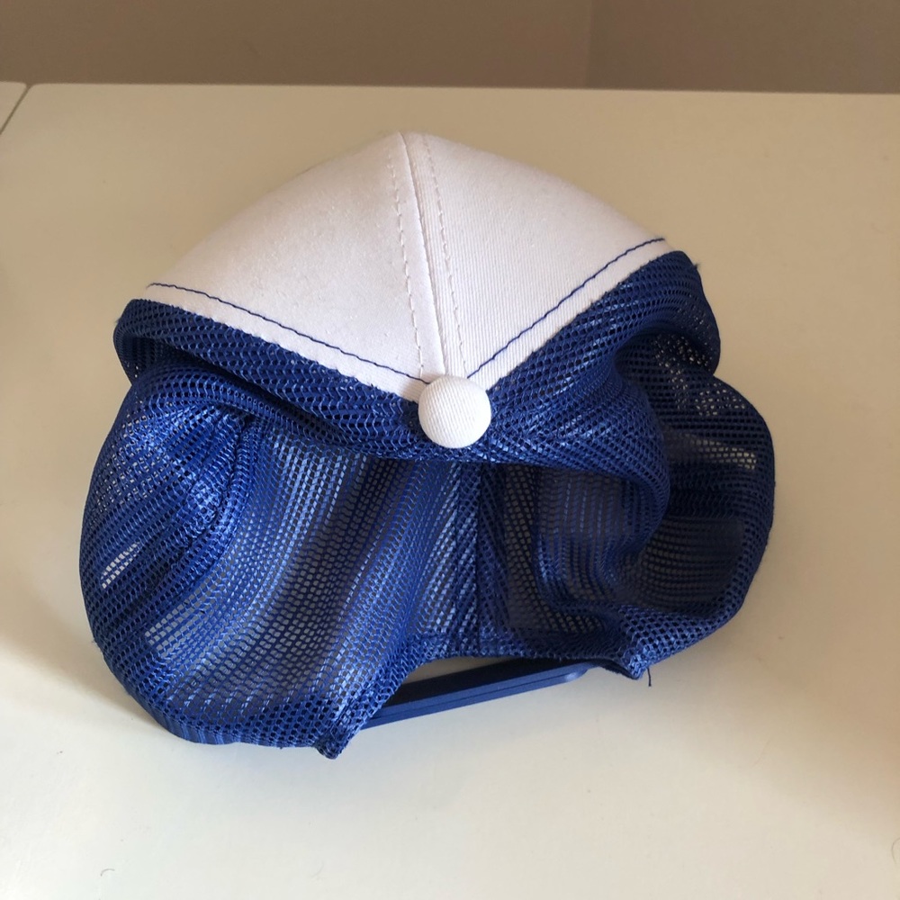 Hat - Picture 2 of 3